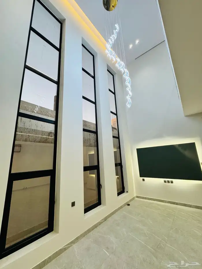 فلل روف مميزة للبيع تبوك حي الاخضر خلف جامع المهاجرين 5