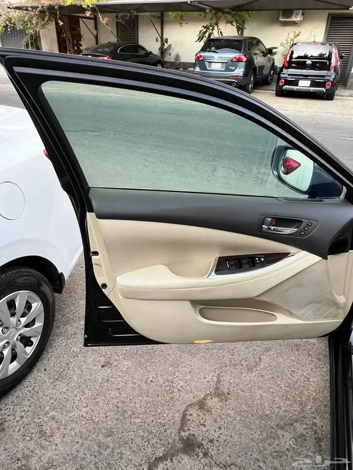 لكزس ES350 نظيفة جدا 16