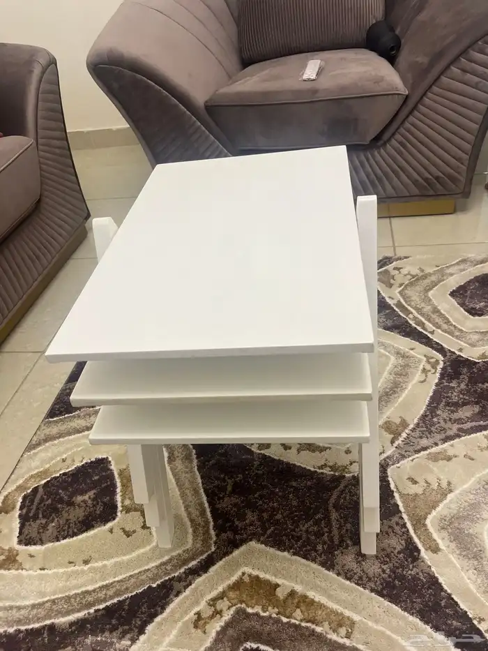 طاوله خدمه صغار وسجاده 1 50 م   2 20 م 2