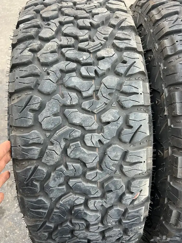 جنوط شكل جديد فضي مع كفرات حجرية يركب علا بلاتينيوم 8