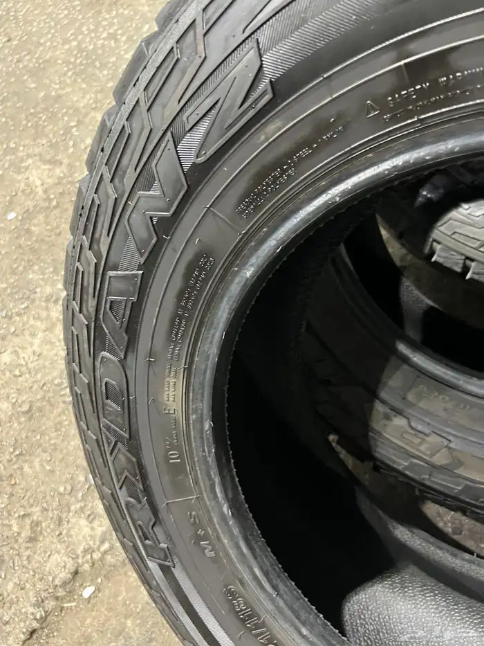 كفرات ربع حجري ريدنز مقاس 265 70 17 5
