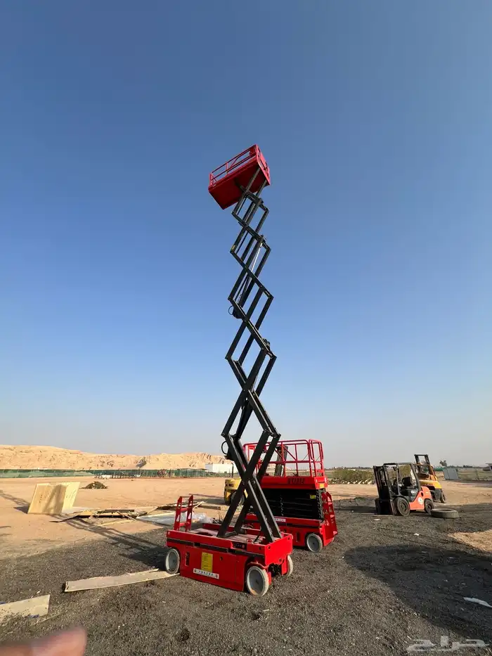 سيزرلفت سقاله كهربائيه 2025 جديد للبيع 1