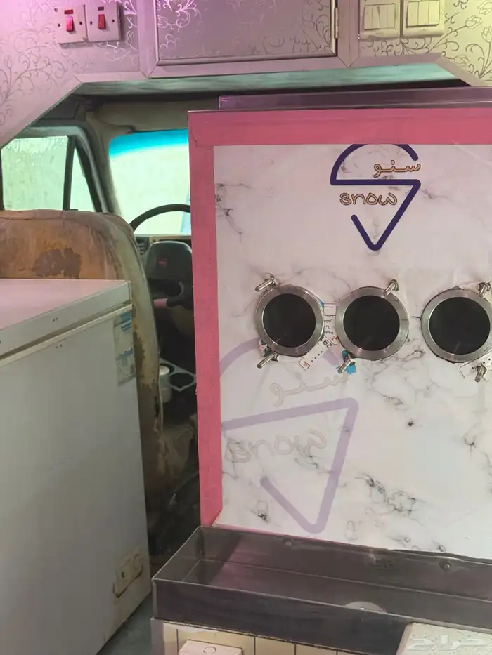 سيارة عسكريم 6