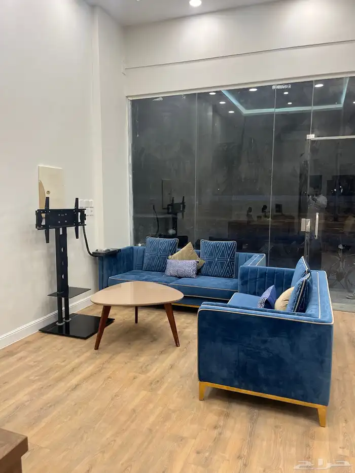 كنب 3-2-1-1 و مكتبين 3 قطع 9