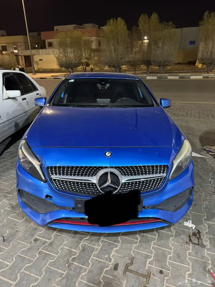للبيع مرسيدس موديل 2016 ممشى قليل 3