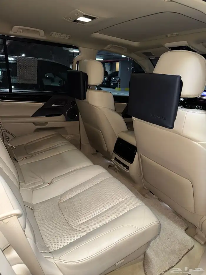 جيب لكزس LX570 موديل 2019 مالك اول 7