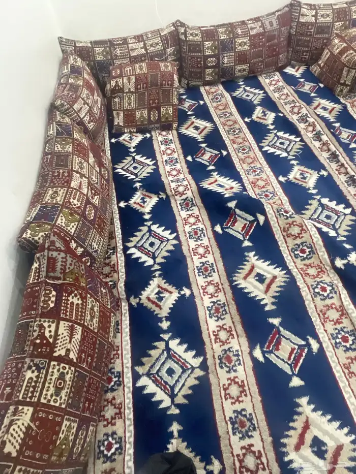 مشب معروض للبيع مع جلسات ظهر والفرشة متاكي 4 2