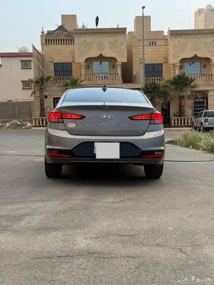 النترا 2020 سعودي مكينه 2.0 فل كامل 6