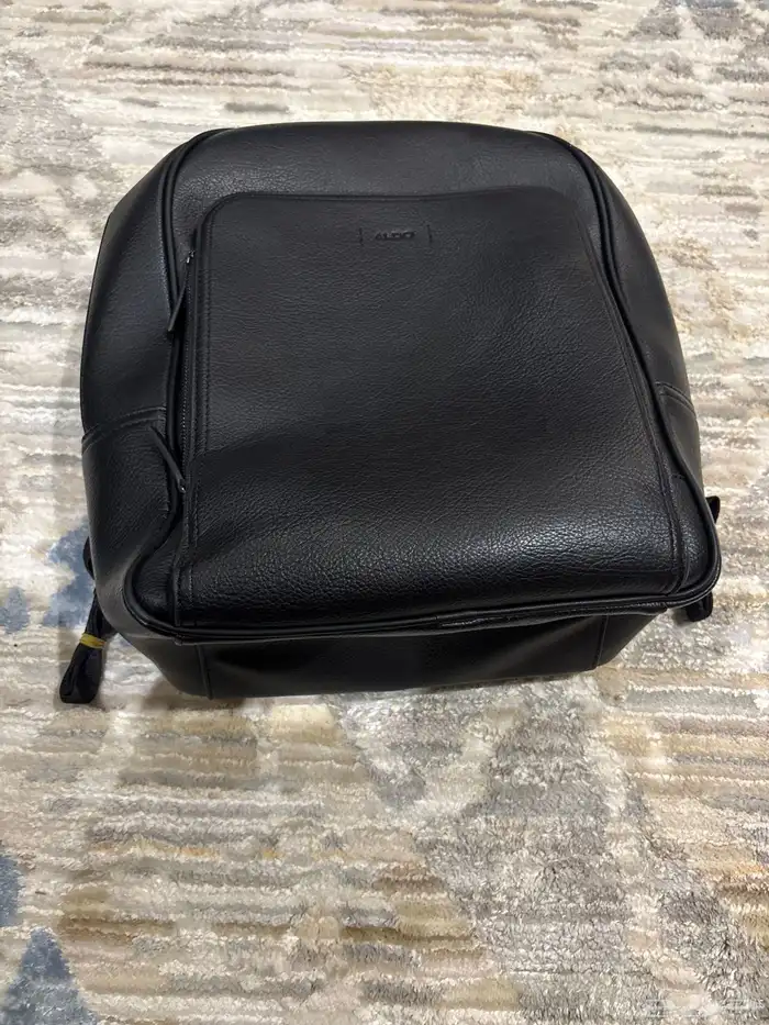 شنطة ALDO جديدة 0
