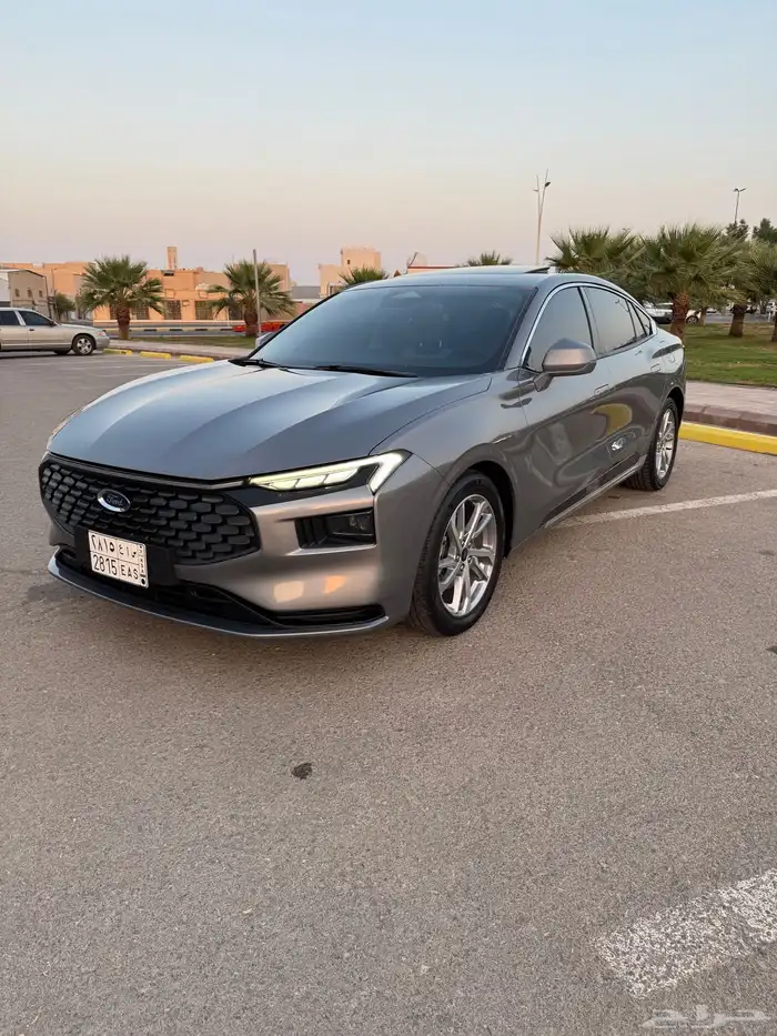 فورد تورس 2023 ترند نص فل 4
