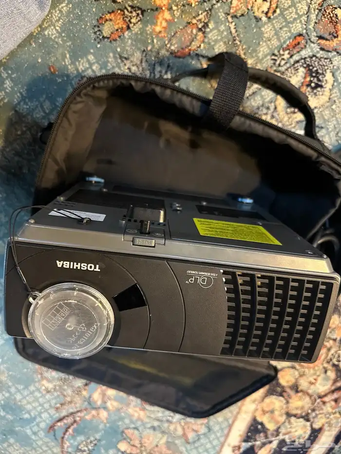 برجكتر DLP مستخدم نظيف جدا  ليزر 2