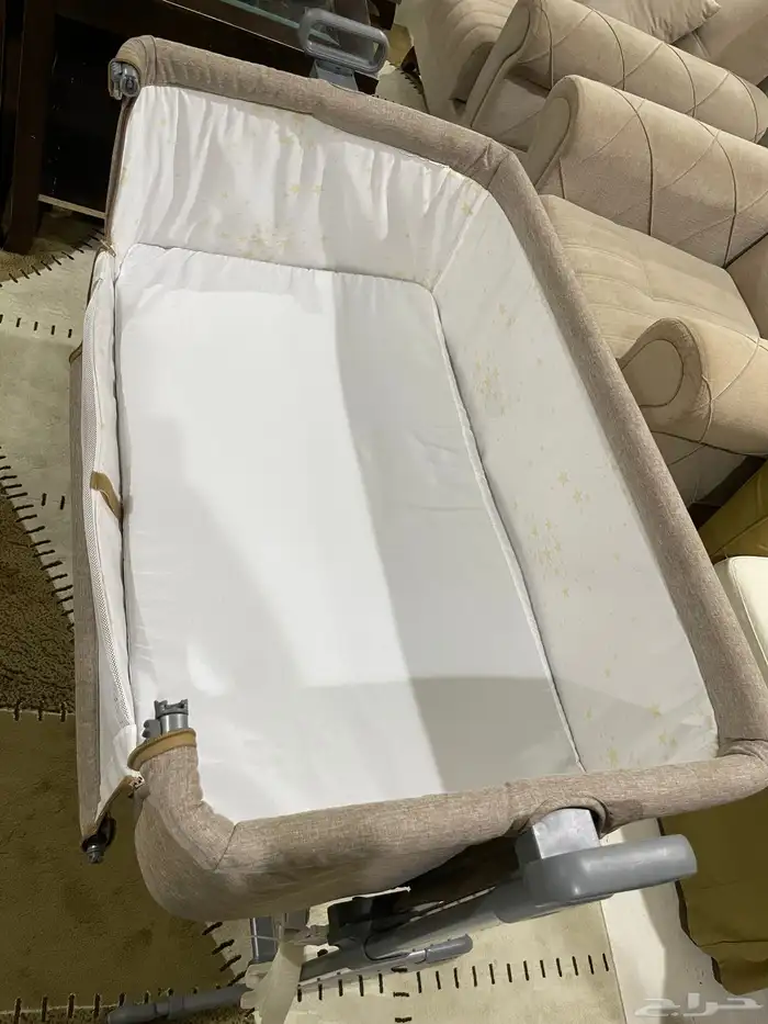 سرير اطفال ماركة جونيور 2