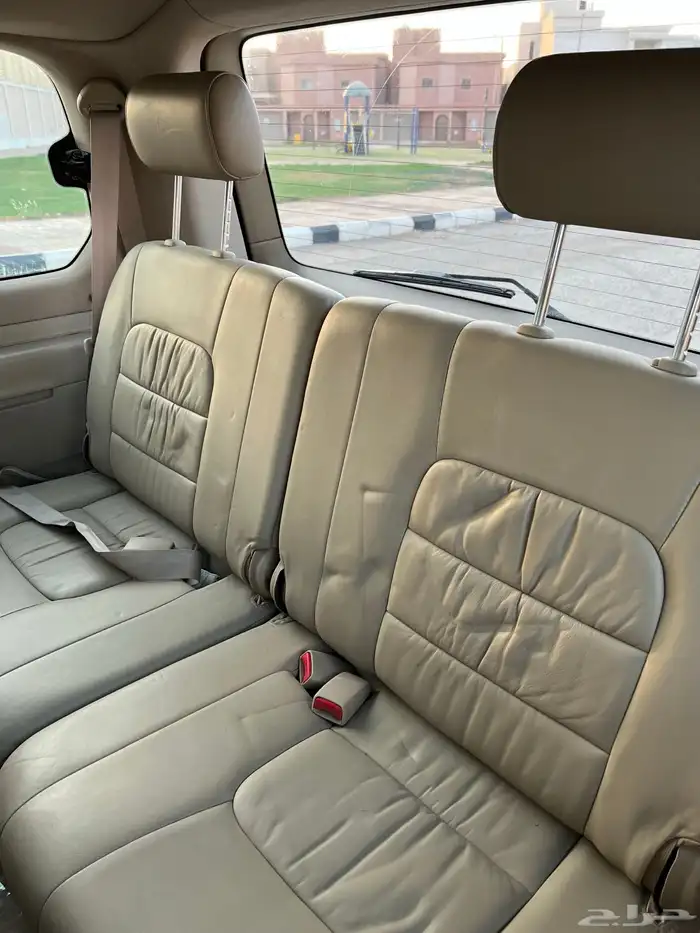 لكزس LX470 2006 18