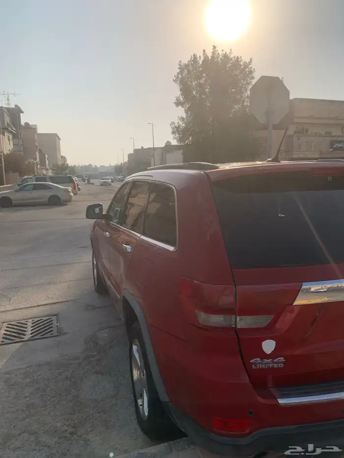 للبيع جيب غراند شروكي 3