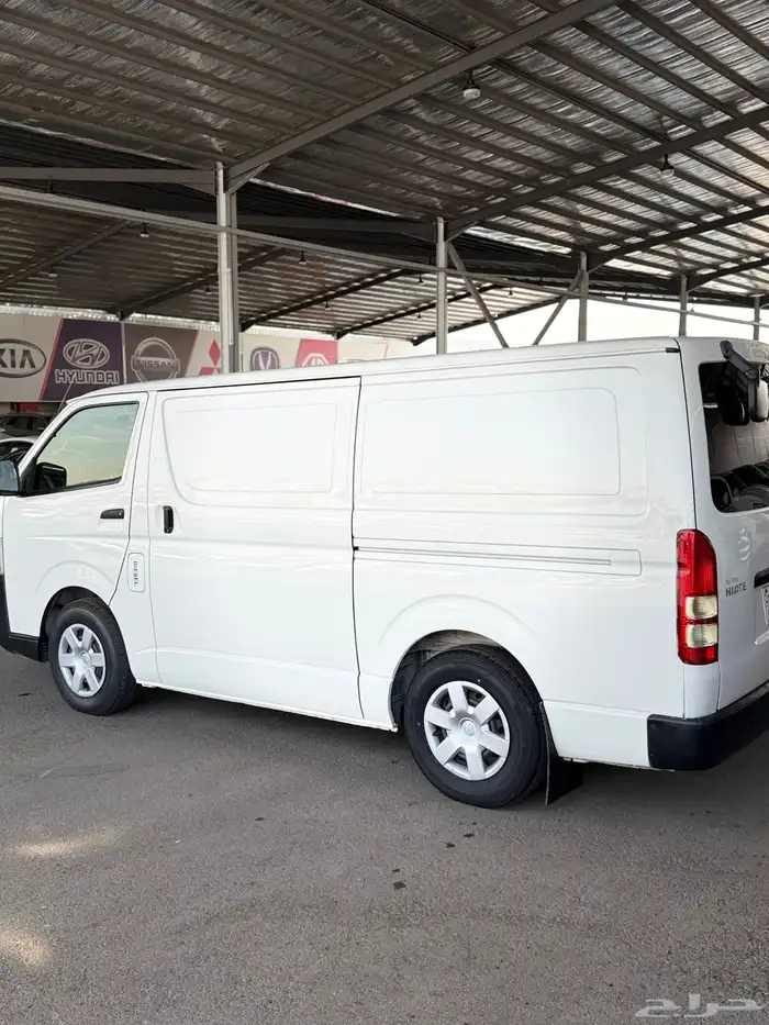 تويوتا باص 2018. ( تم البيع ) 2