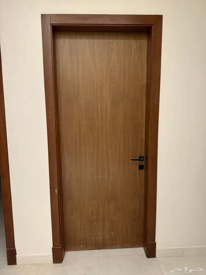 باب خشبي 1