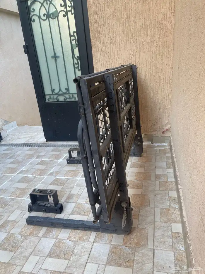 سلة عفش خلفية ل ( الجيوب - الجموس ) 2