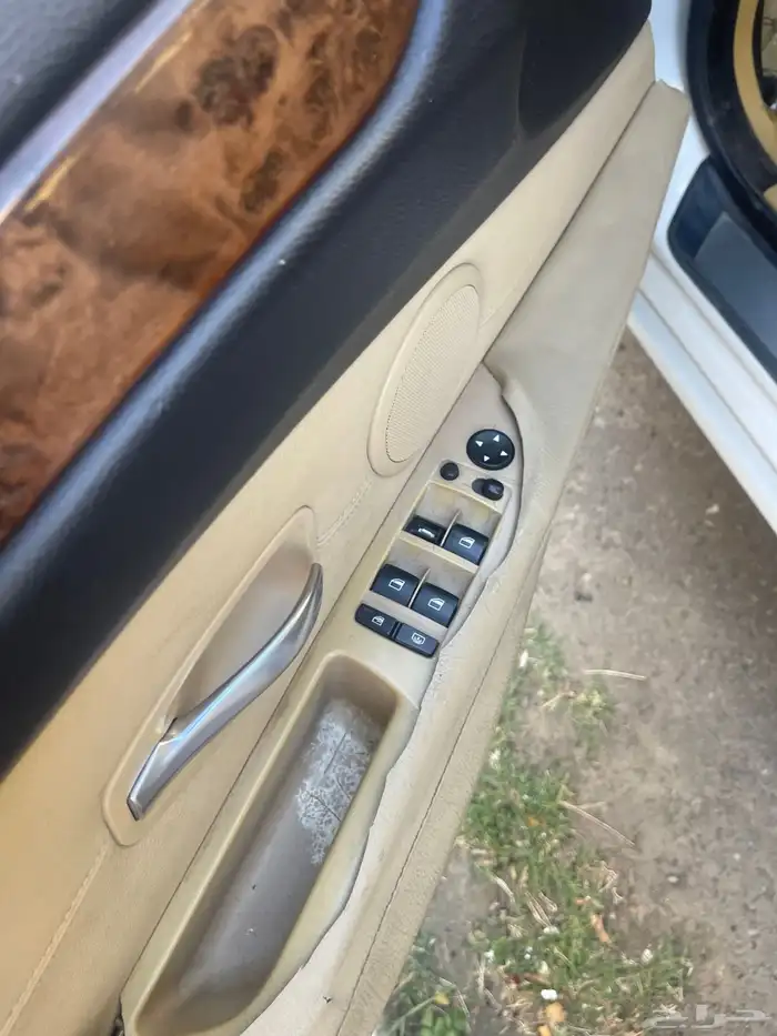 بي ام دبليو الفئة الخامسة 2008 520i 8