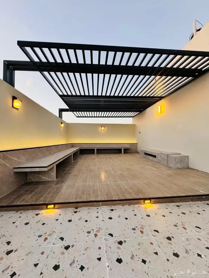 فلل روف مميزة للبيع تبوك حي الاخضر خلف جامع المهاجرين 34