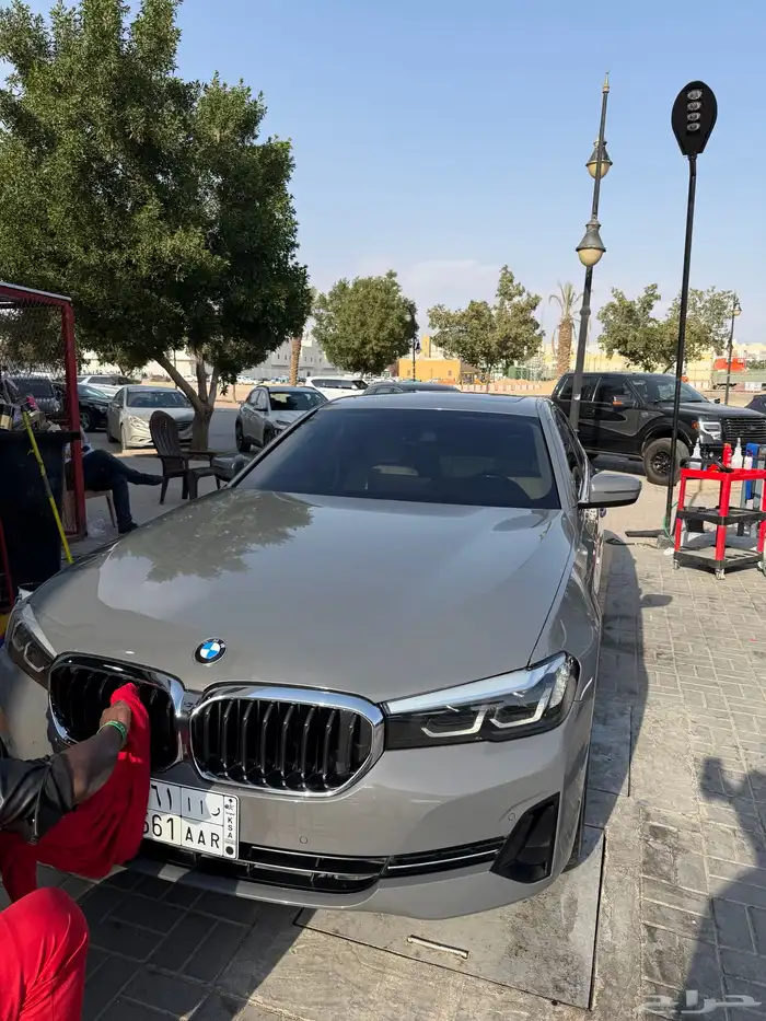 بي ام الفئة الخامسه 520 6