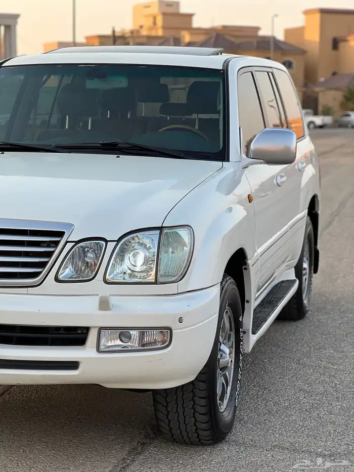 لكزس LX470 2006 3
