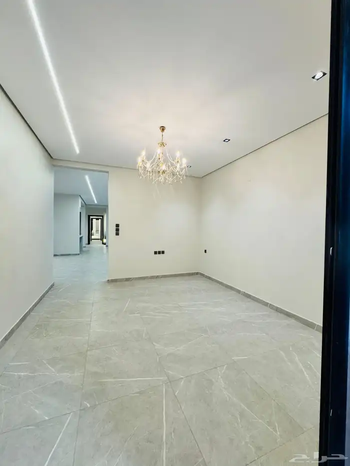 فلل روف مميزة للبيع تبوك حي الاخضر خلف جامع المهاجرين 17