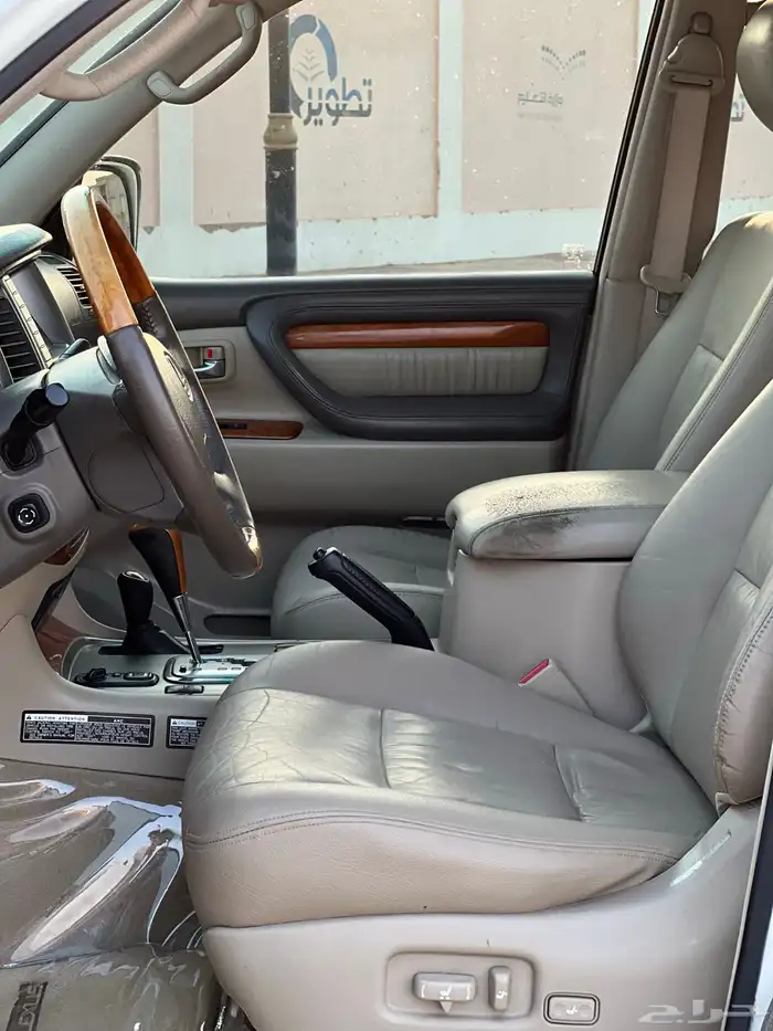 لكزس LX470 2006 11