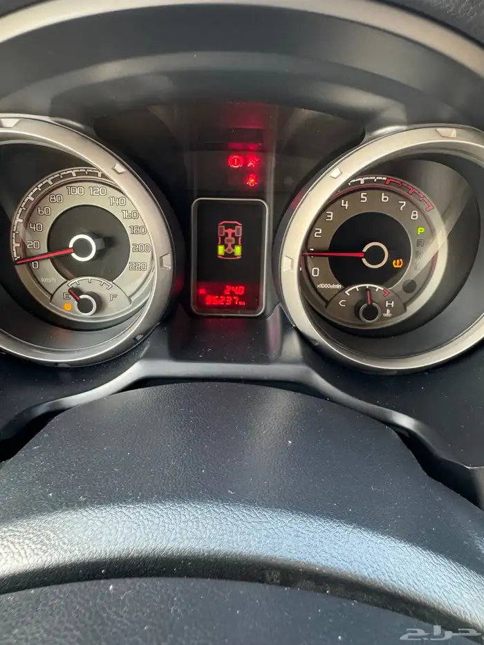 جيب ميتسوبيشي باجيرو 32