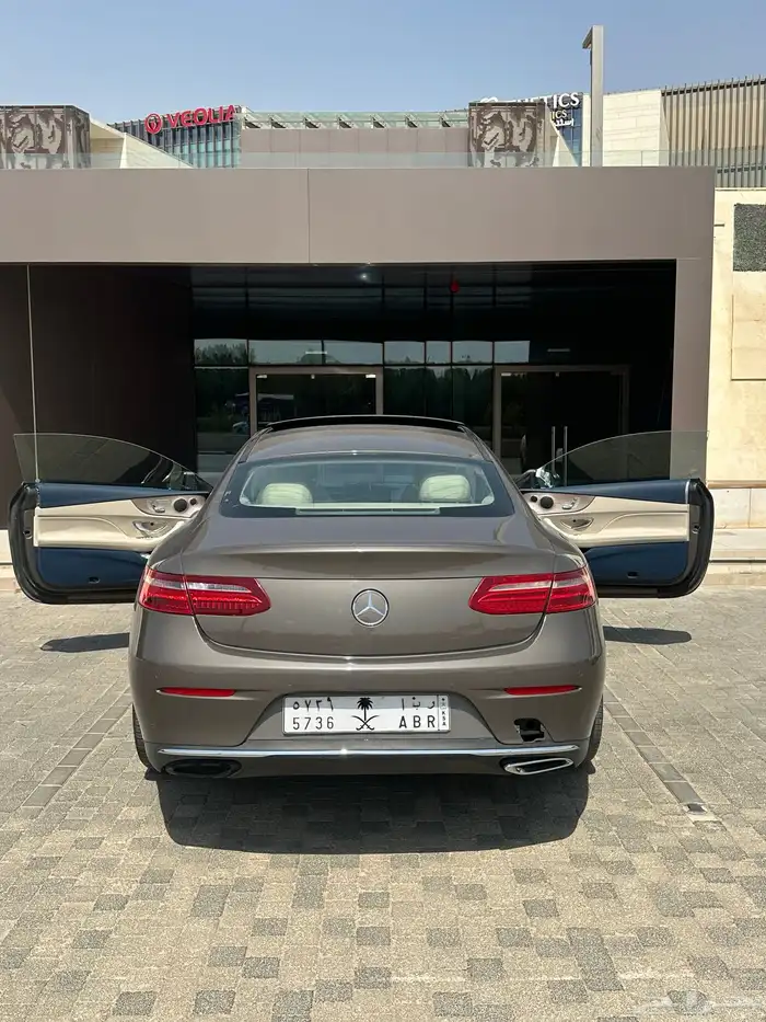 مرسيدس E class 200 coupe 1