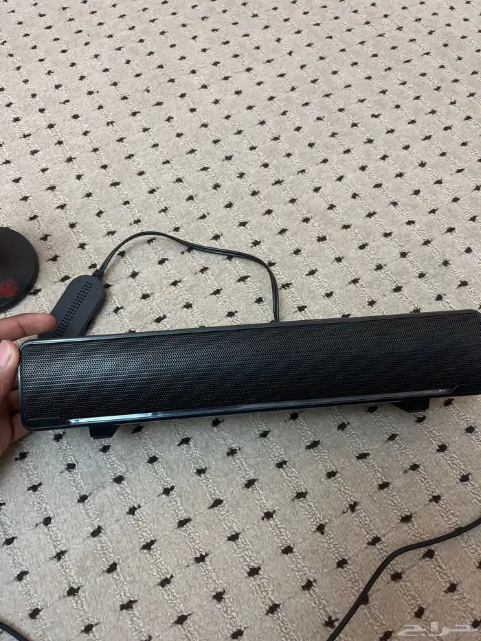 مايك و مكبر صوت و ساعه LED للبيع 1