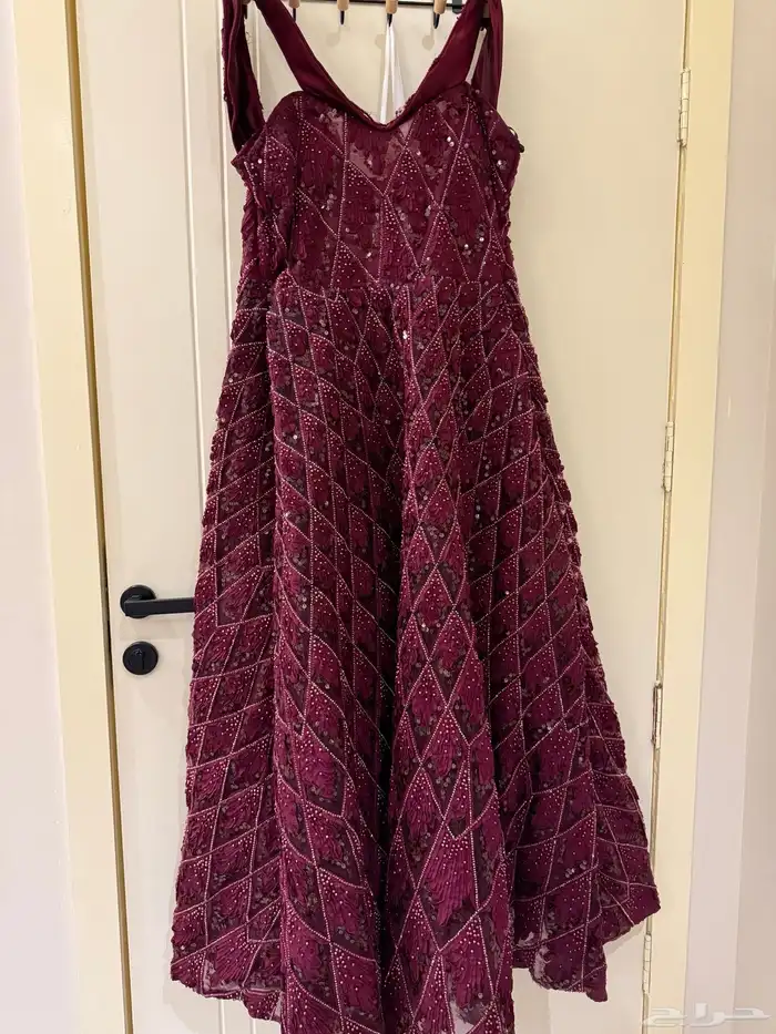 فستان للمناسبات ملبوس مره وحده فقط مقاس 14 جديد 0