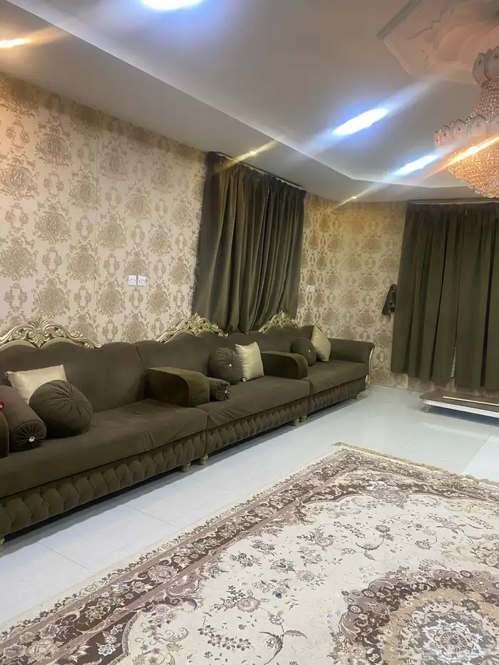 كنب مجلس رجال نظيف مع الفرشه 4