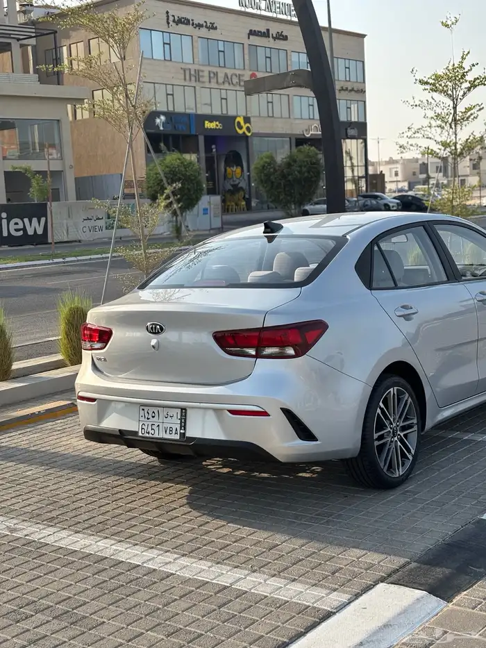 للبيع كيا ريو 2021 ممشى 48 الف كيلو بدي وكاله 10