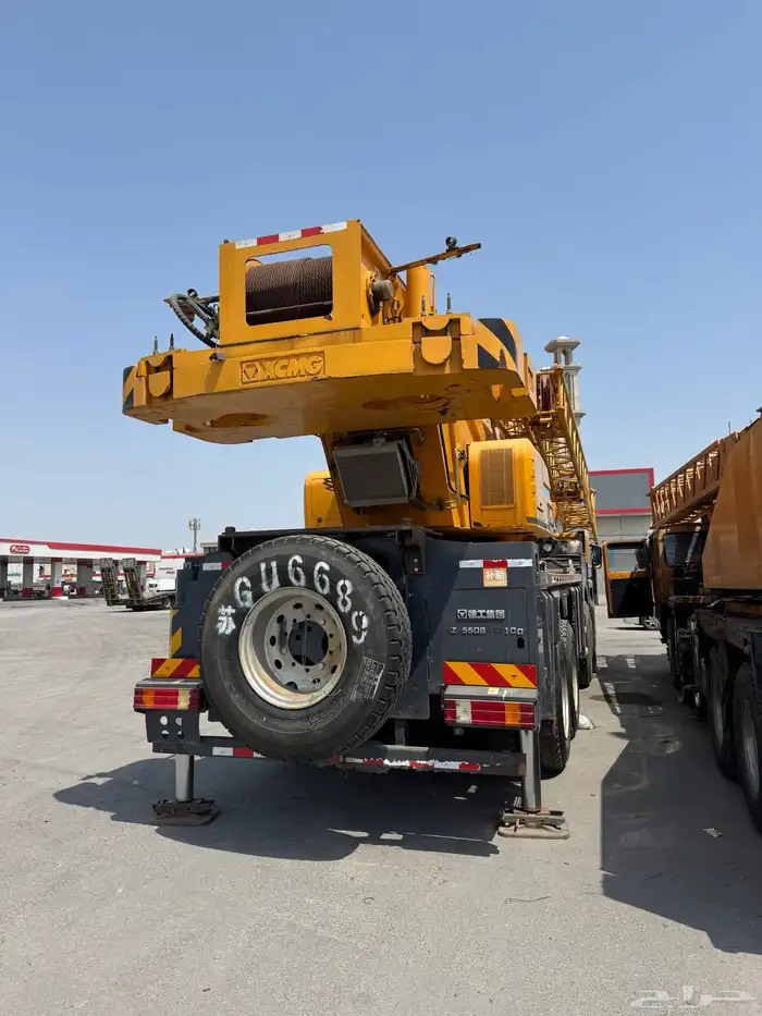 رافعة شاحنة XCMG مستعملة 100 طن للبيع 18