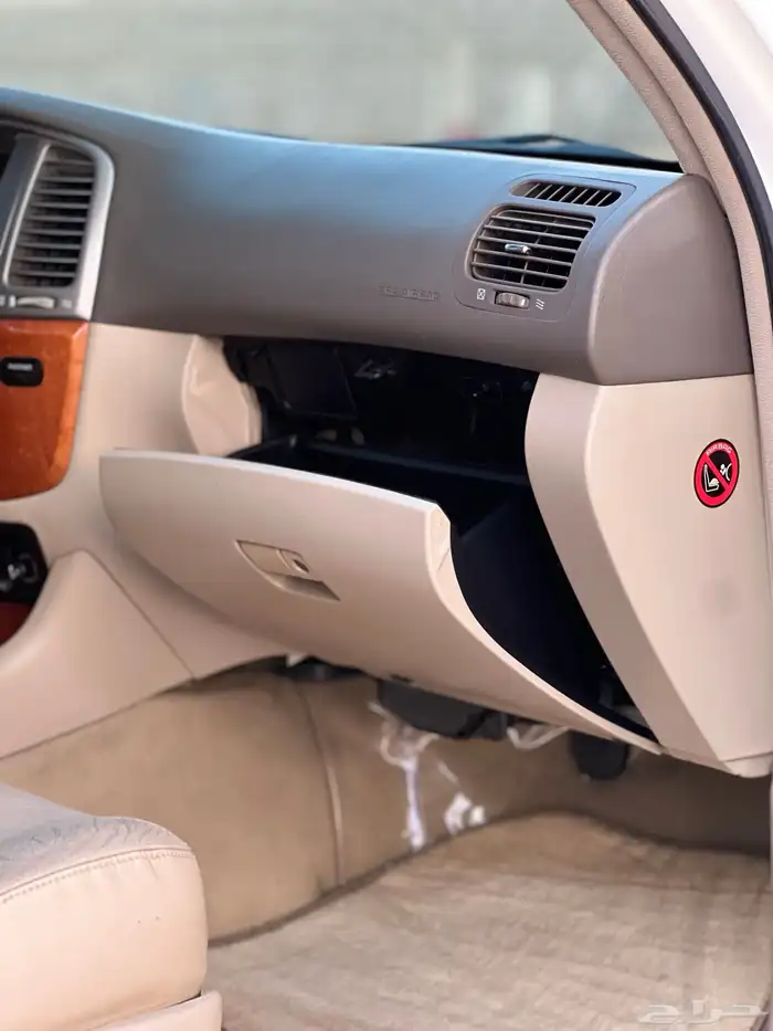 لكزس LX470 2006 26
