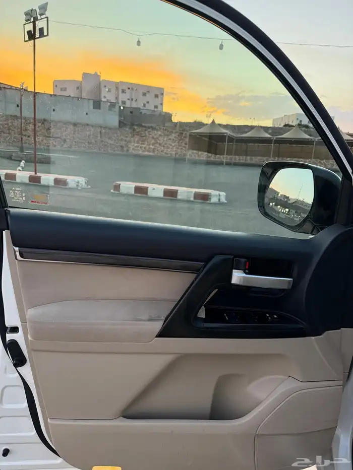 تويوتا لاندكروزر جكسار 2021 فل كامل تورنق عداد 64 الف وكالة 21