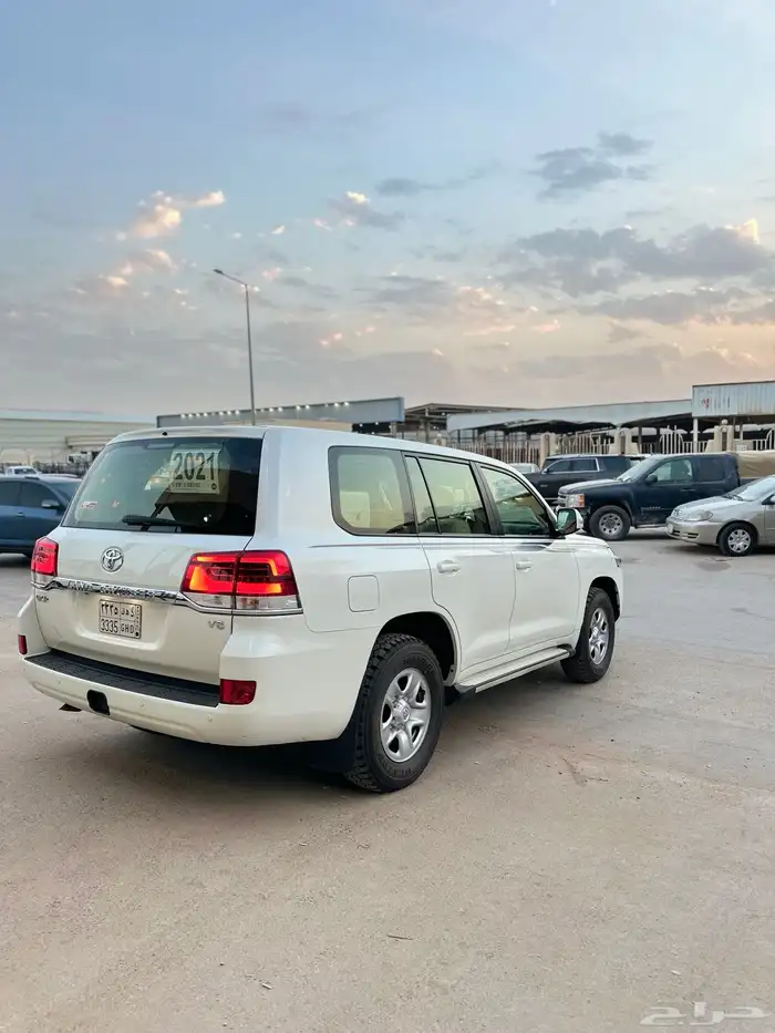 لاندكروزر GXR1 4