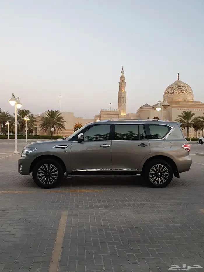 نيسان باترول 2013 SE2 10
