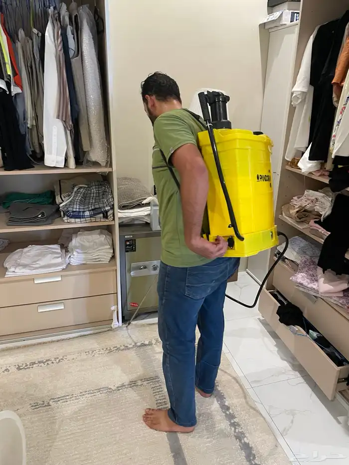 شركة رش مبيدات مكافحة الحشرات فئران صراصير نمل ابيض رش بق 4