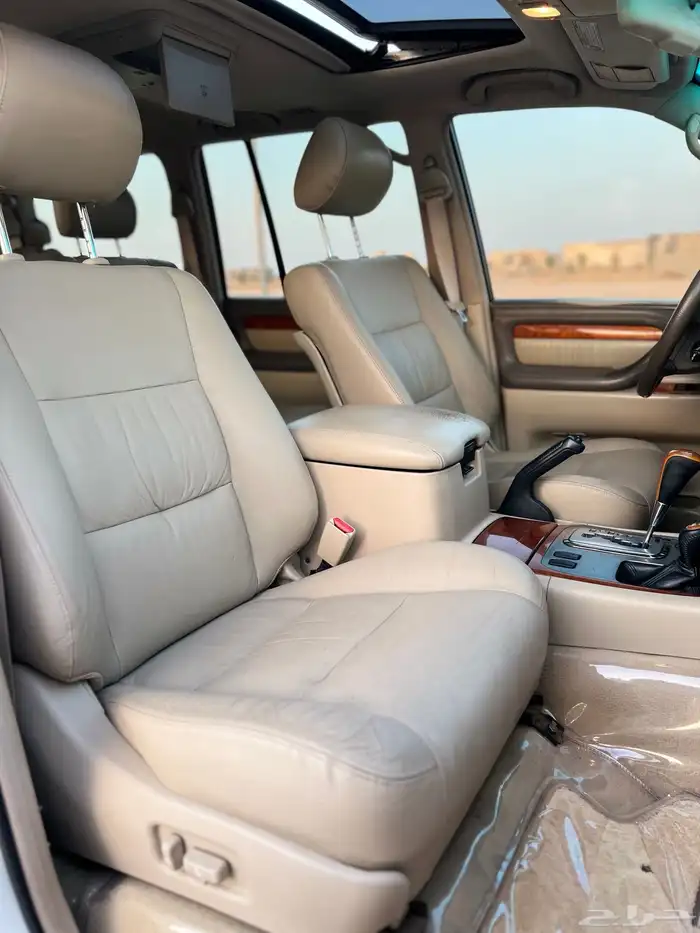 لكزس LX470 2006 25
