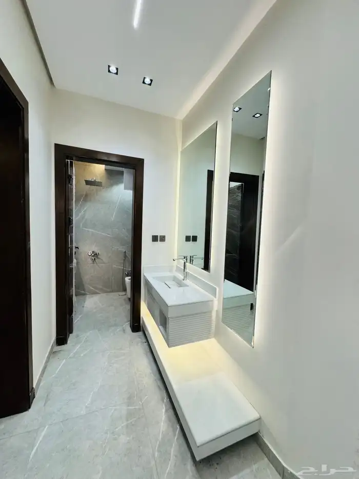 فلل روف مميزة للبيع تبوك حي الاخضر خلف جامع المهاجرين 2