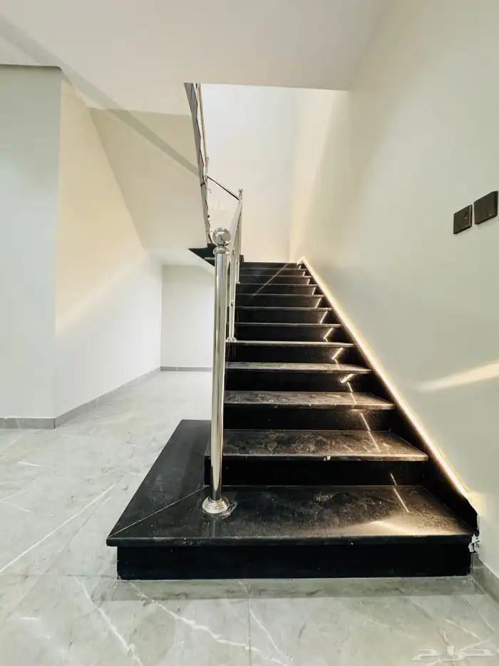 فلل روف مميزة للبيع تبوك حي الاخضر خلف جامع المهاجرين 12