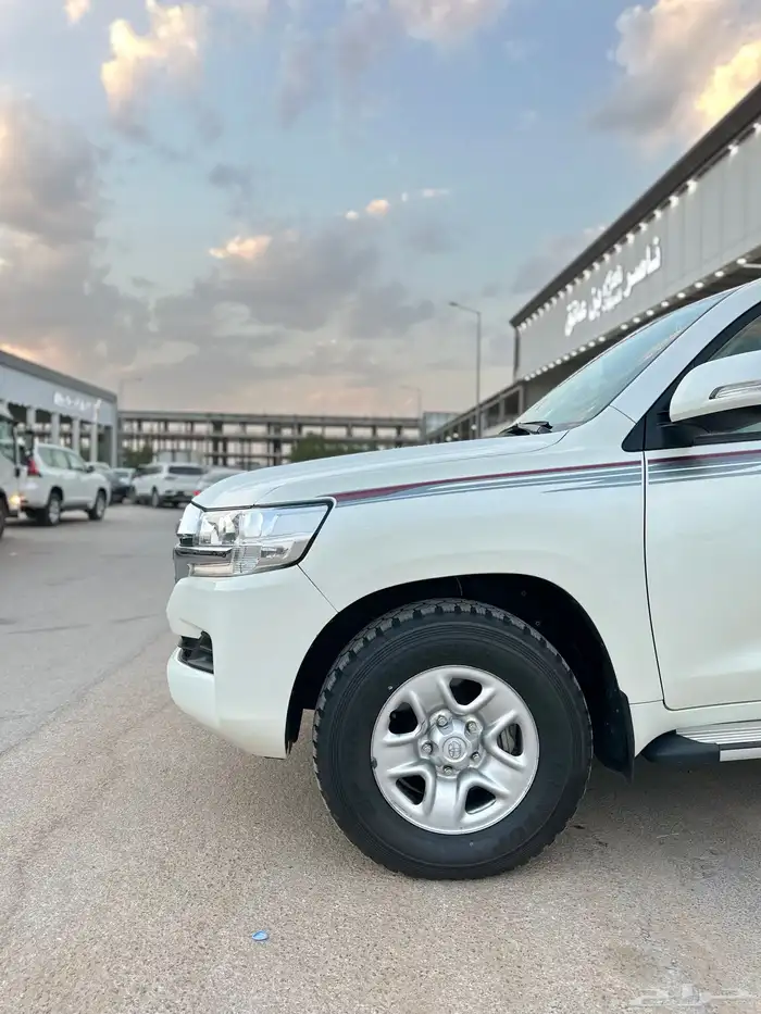 لاندكروزر GXR1 2
