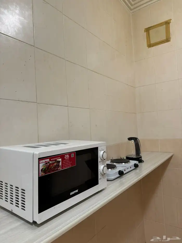 اثاث نظيف للبيع غرف نوم وكنب 3
