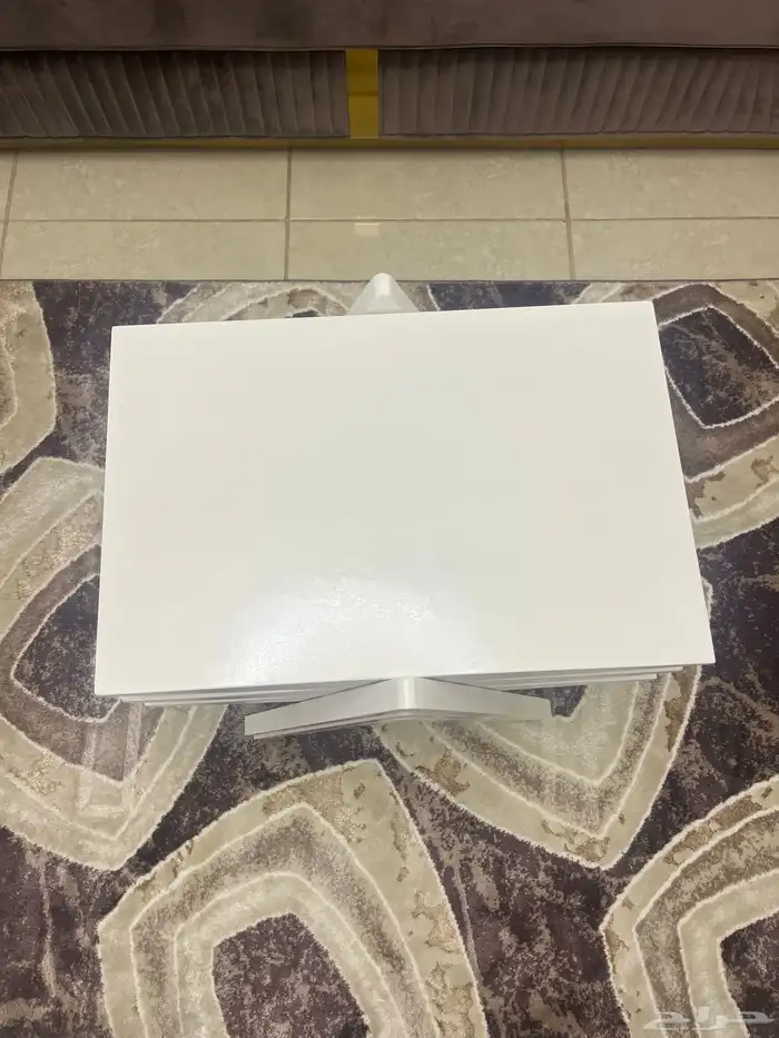 طاوله خدمه صغار وسجاده 1 50 م   2 20 م 1