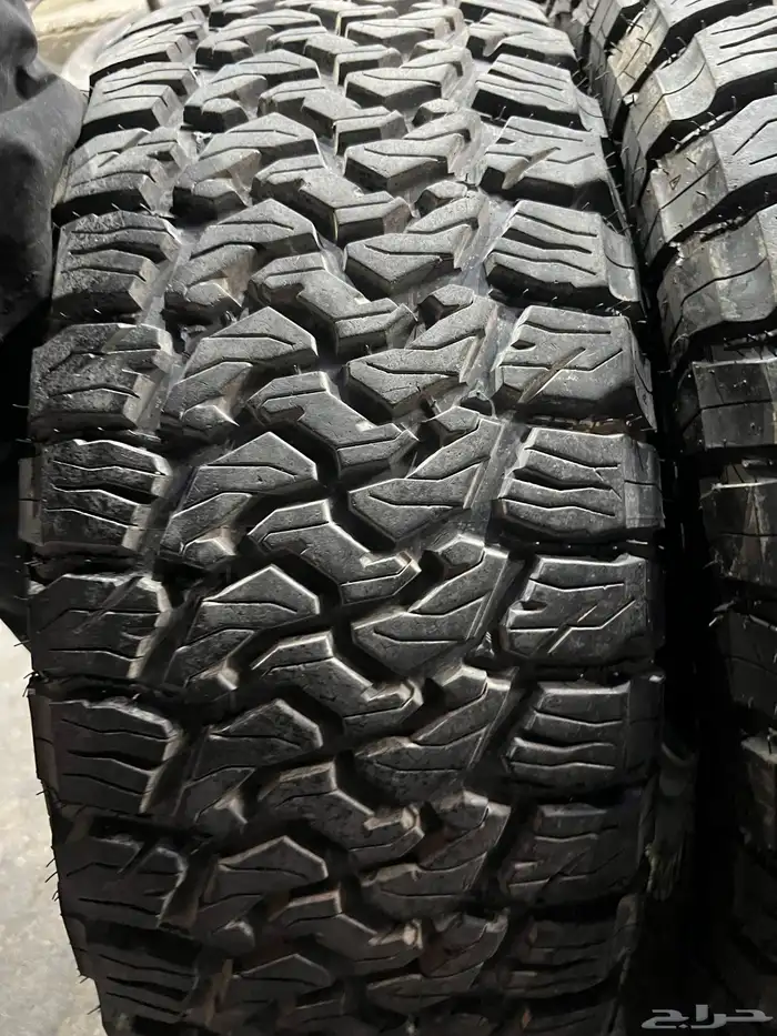 كفرات حجرية صيني مقاس 315 70 17 تاريخ 2024 1