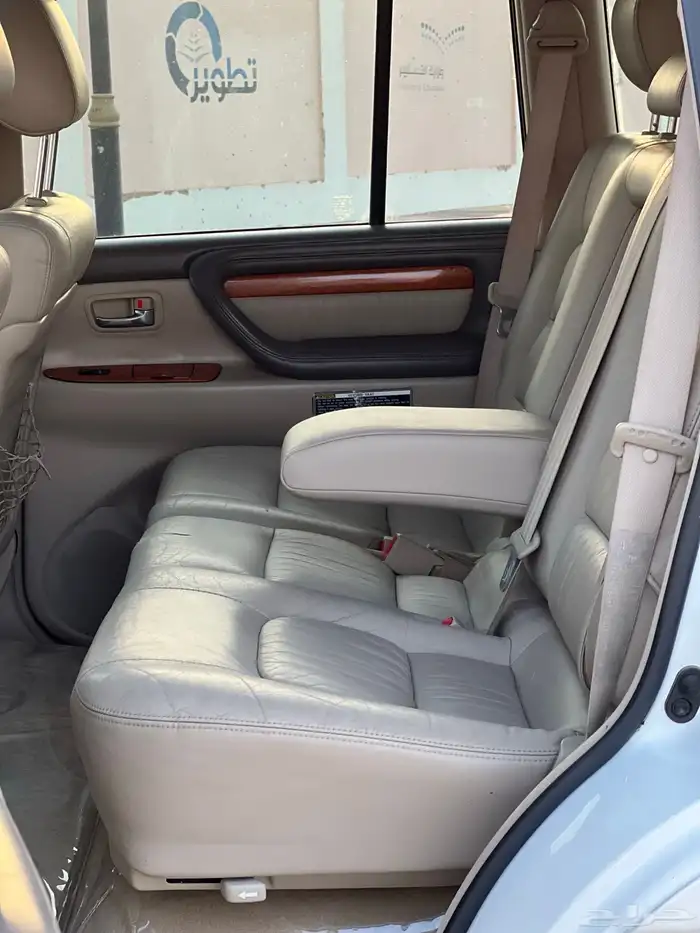 لكزس LX470 2006 16