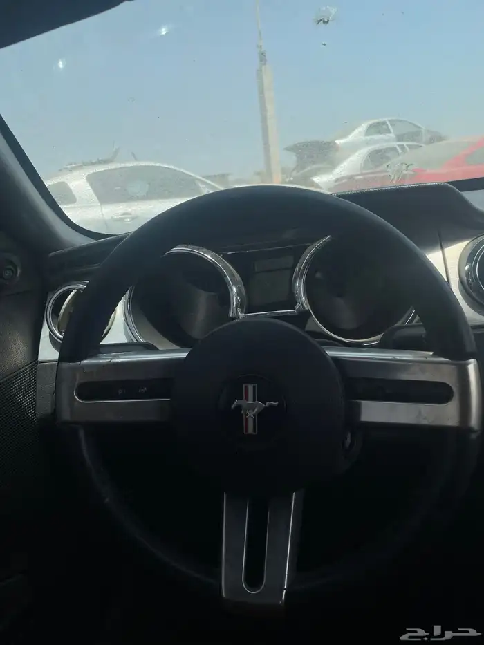 قطع غيار موستنج 10