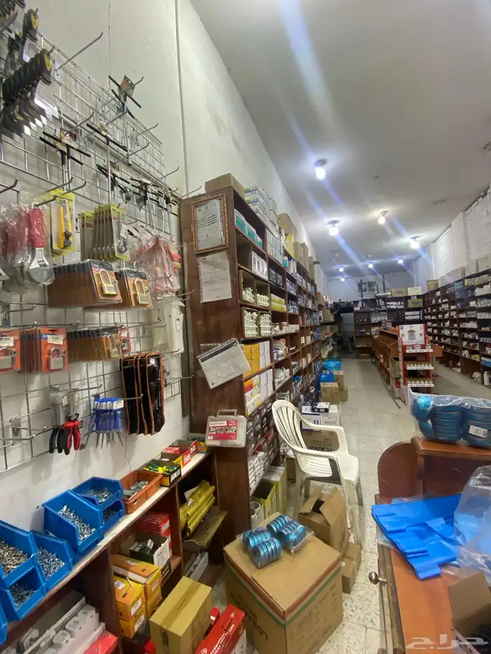 محل سباكة وكهرباء لتقبيل موقع مميز 0