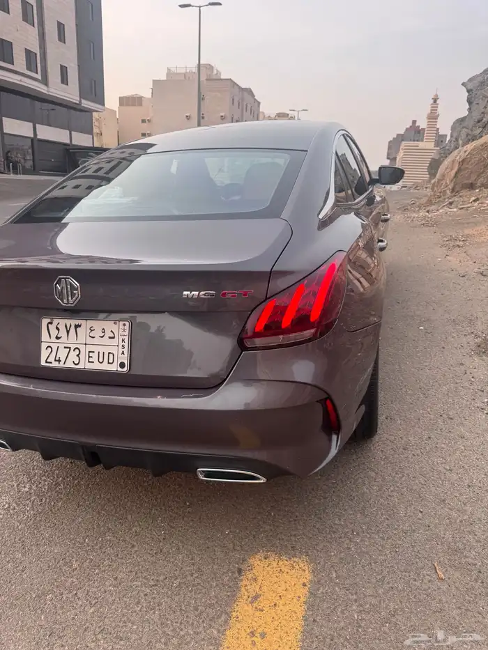 ام جي جي تي 2022 full option 5